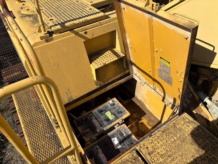 1995-caterpillar-375l-image-37