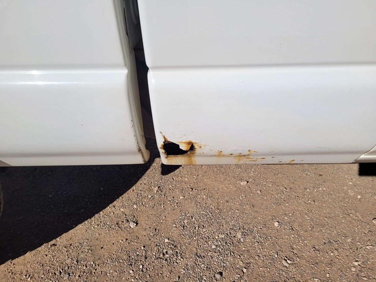 2000-chevrolet-s10-image-5