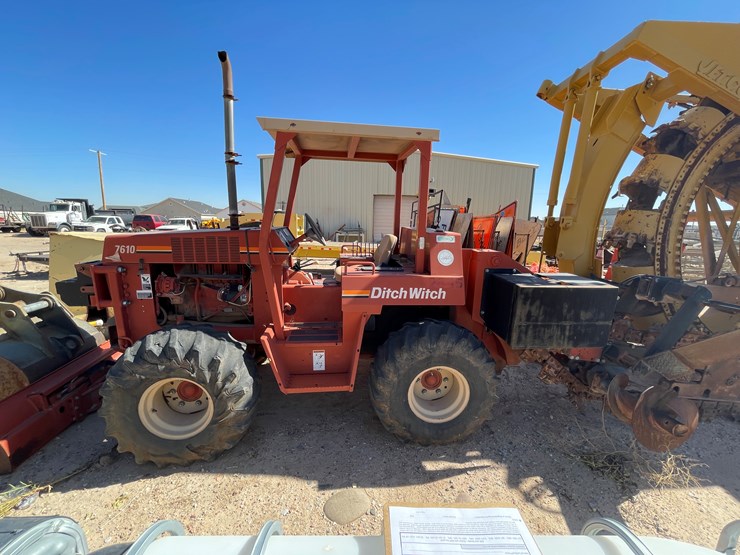 ditch-witch-7610-image-1