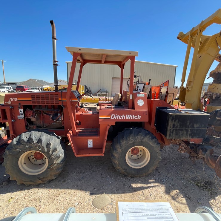 DITCH WITCH 7610