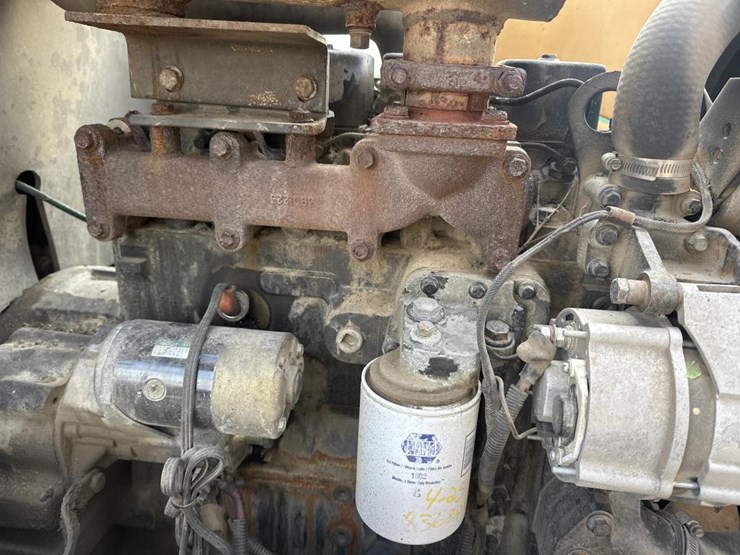 case-570l-xt-image-36