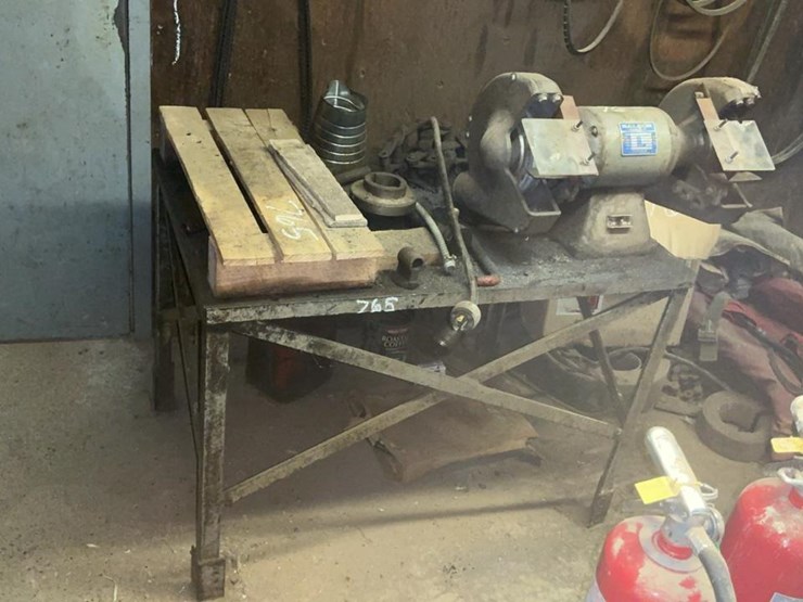 #765-•-grinder-and-steel-table-image-1