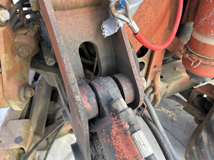 ditch-witch-2310-image-24