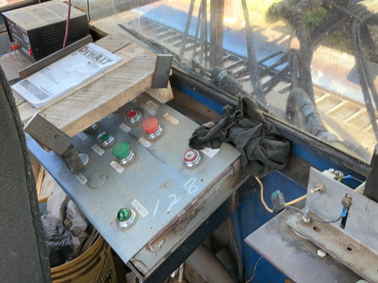 #128-•-merchandising-saw-image-21