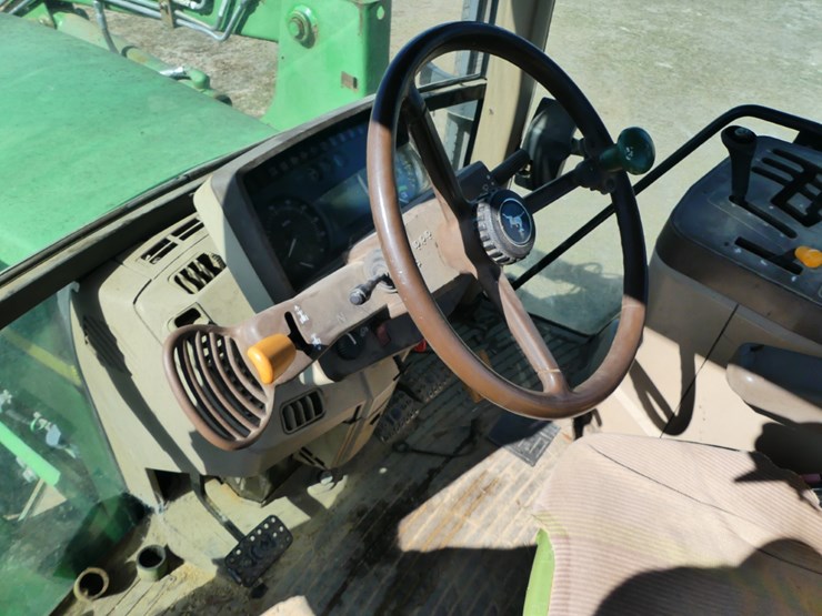 2001-john-deere-6210-image-15