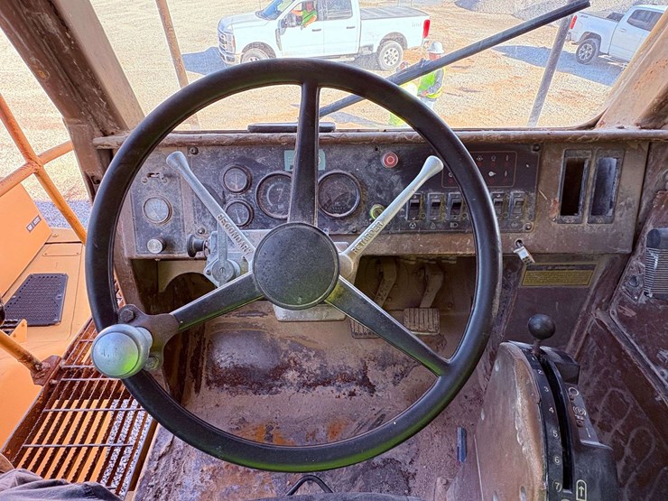 1993-caterpillar-773b-image-47