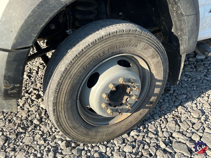 2017-ford-f550-xl-image-7