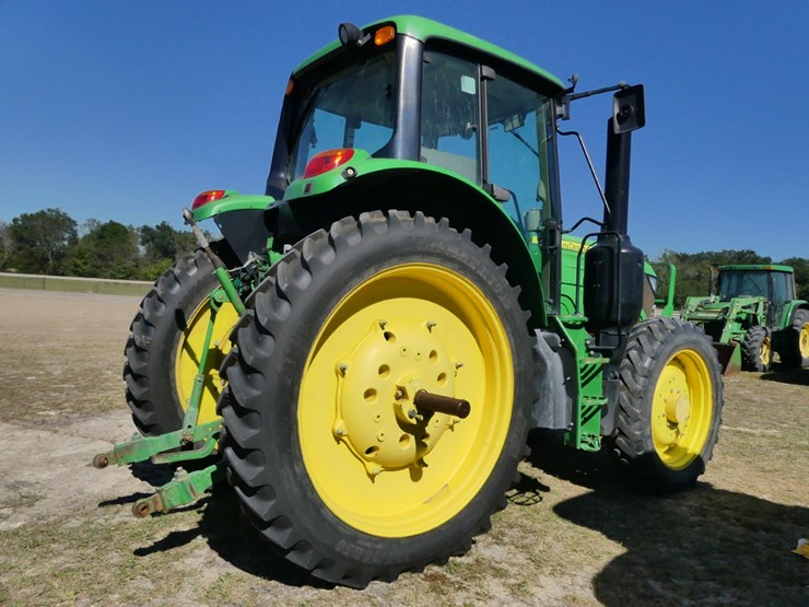 2016-john-deere-6110m-image-3