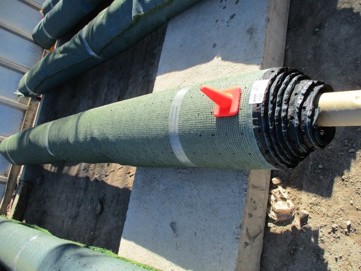 unused-roll-of-artificial-turf-image-2