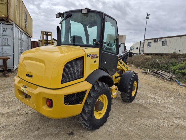 new-holland-w80c-image-11