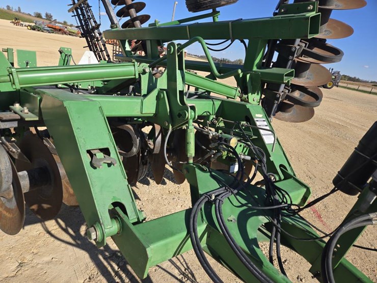 john-deere-637-image-5
