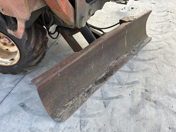 ditch-witch-2310-image-10