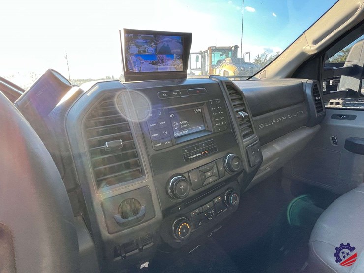 2017-ford-f550-xl-image-75