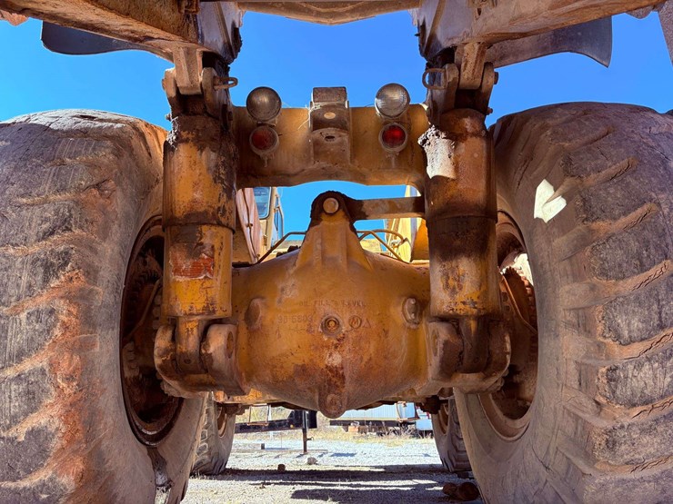 1981-caterpillar-773b-image-37