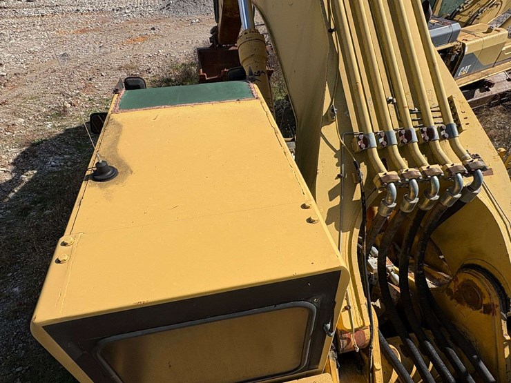 1995-caterpillar-375l-image-47