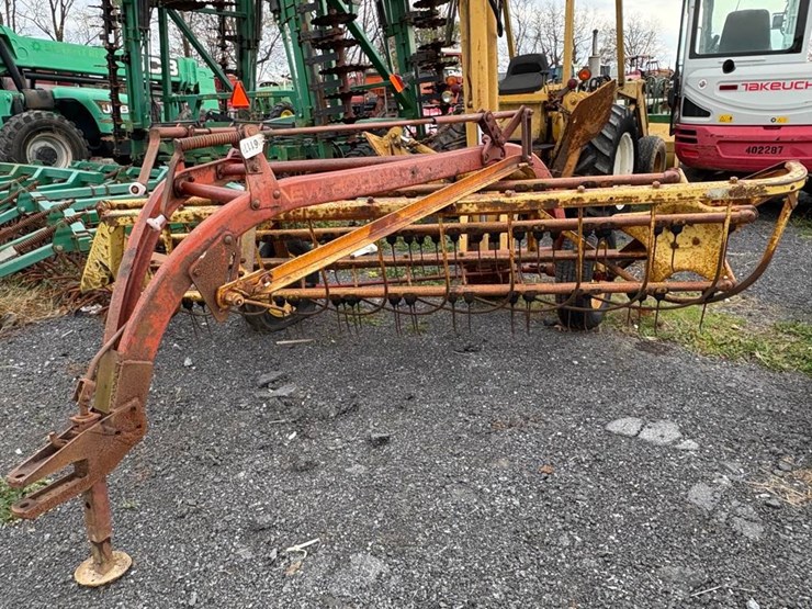 new-holland-256-image-2