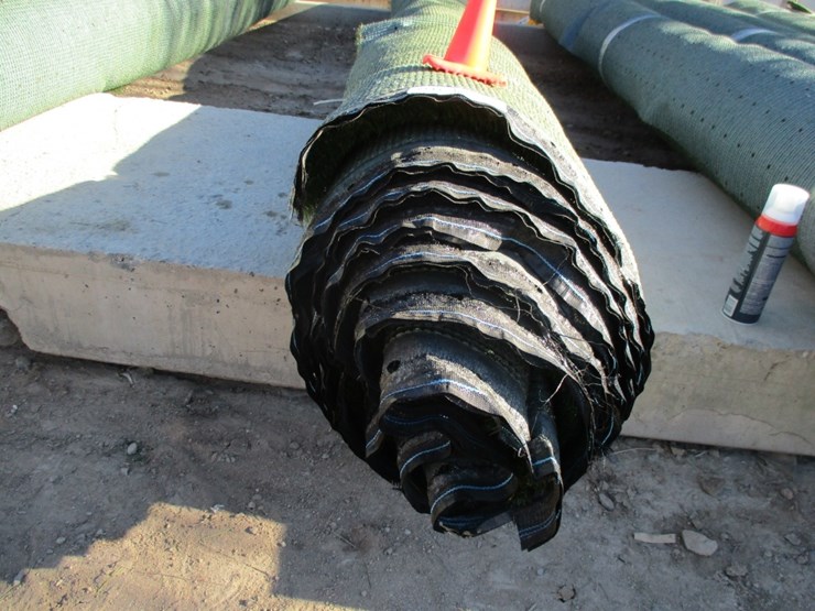 unused-roll-of-artificial-turf-image-3