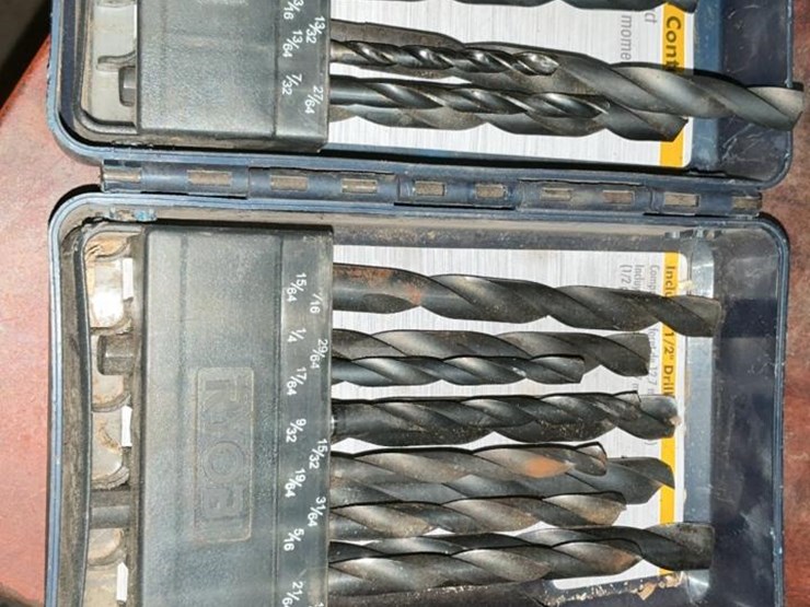 #109-•-dewalt-1/2”-electric-drill-and-bits-image-13