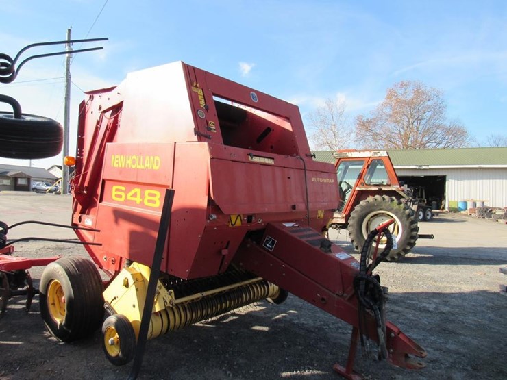 new-holland-648-image-2