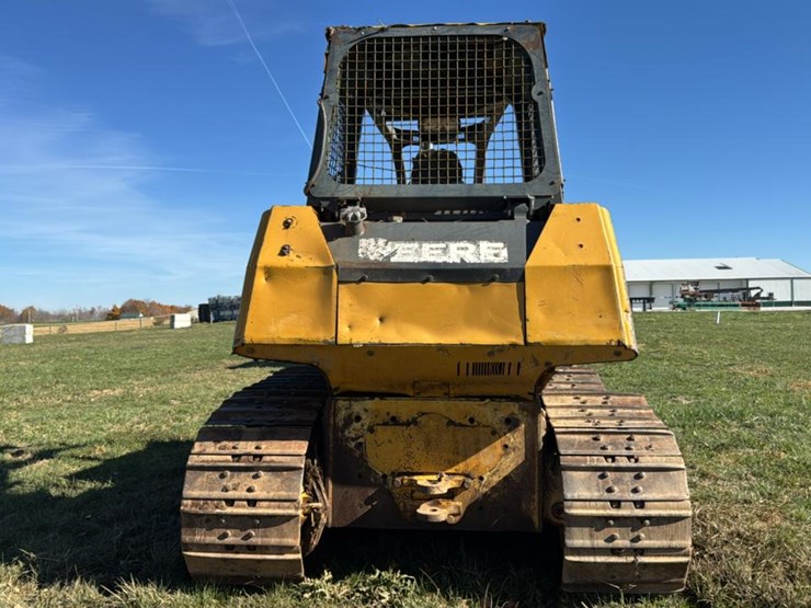 2008-deere-750j-xlt-image-4