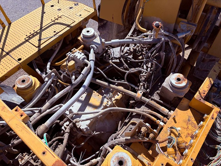 2001-caterpillar-988g-image-56