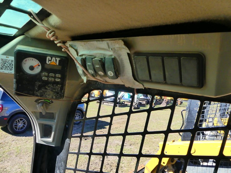 caterpillar-259d-image-17