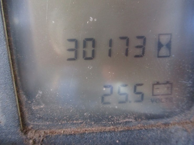 2000-deere-624h-image-23