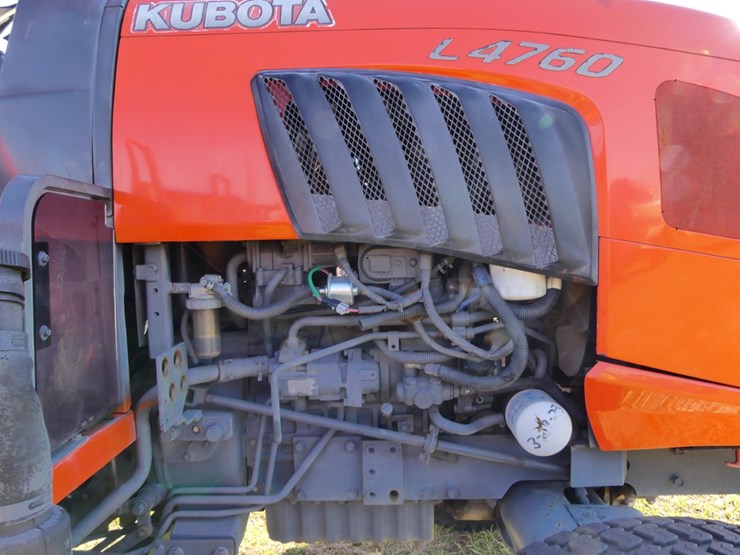 2016-kubota-l4760-image-9