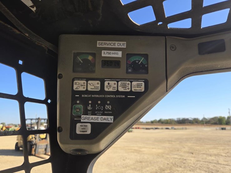 bobcat-873-image-16