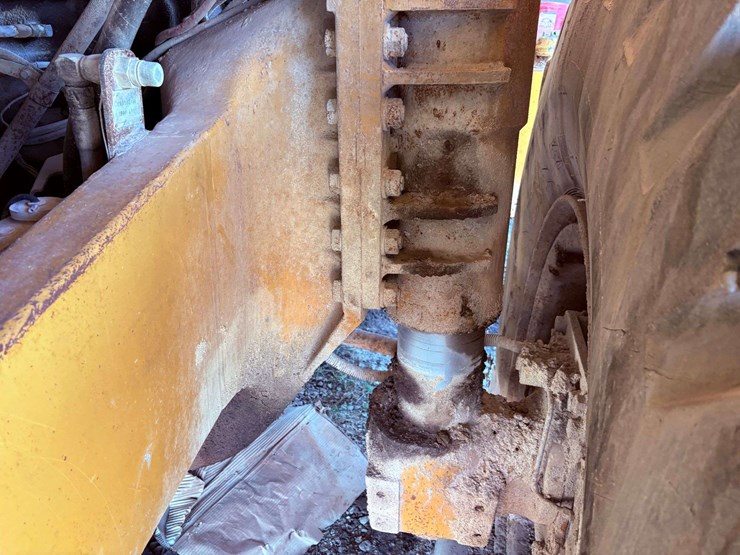 1985-caterpillar-773b-image-22