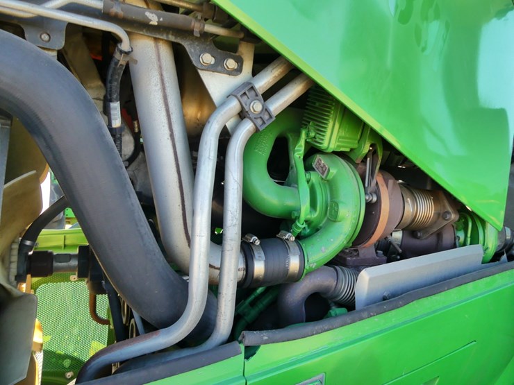 2020-john-deere-7230r-image-11