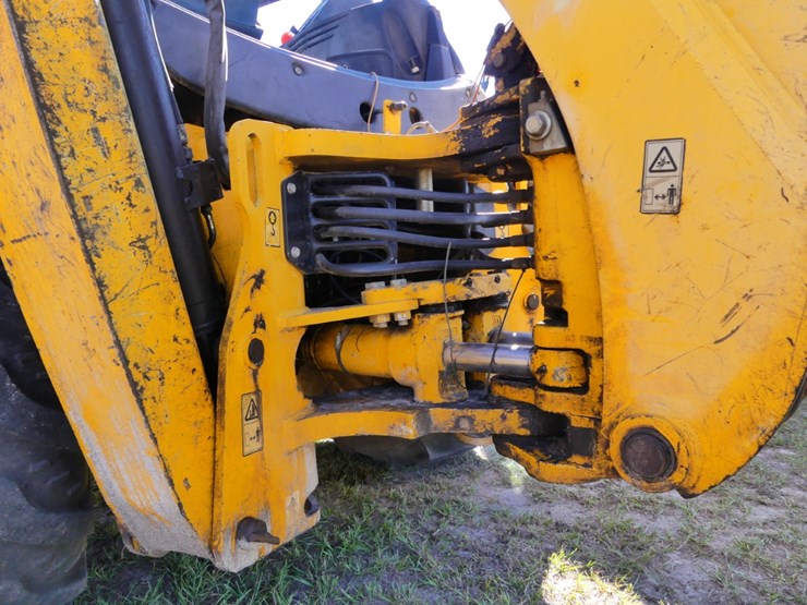 jcb-3cx-image-10