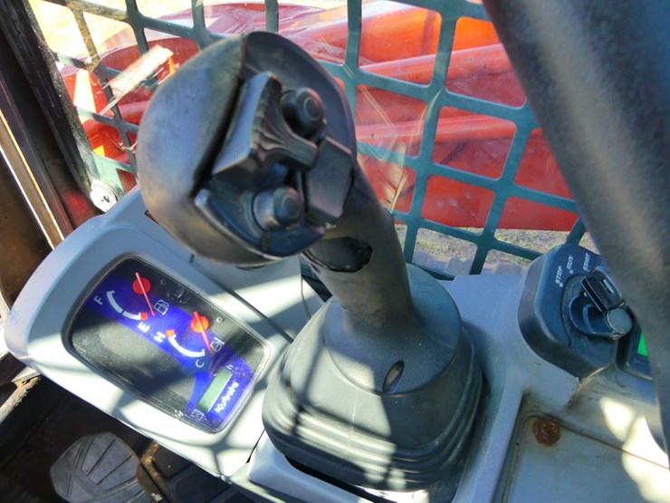 2019-kubota-svl75-2-image-15