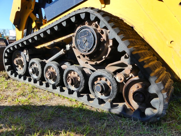 2015-caterpillar-257d-image-5