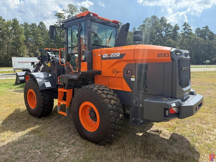 2024-develon-dl220-7-image-4