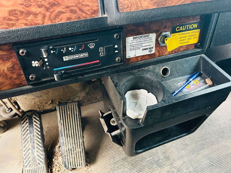 kenworth-t800-image-83