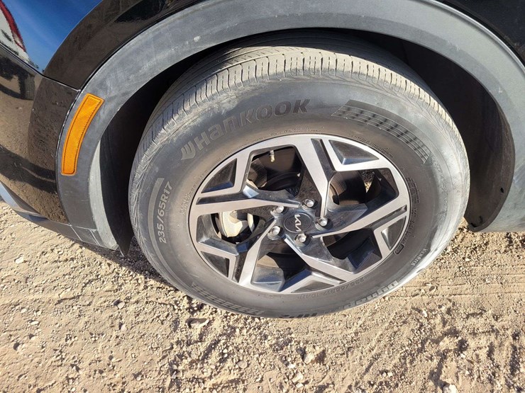 2023-kia-sportage-image-19