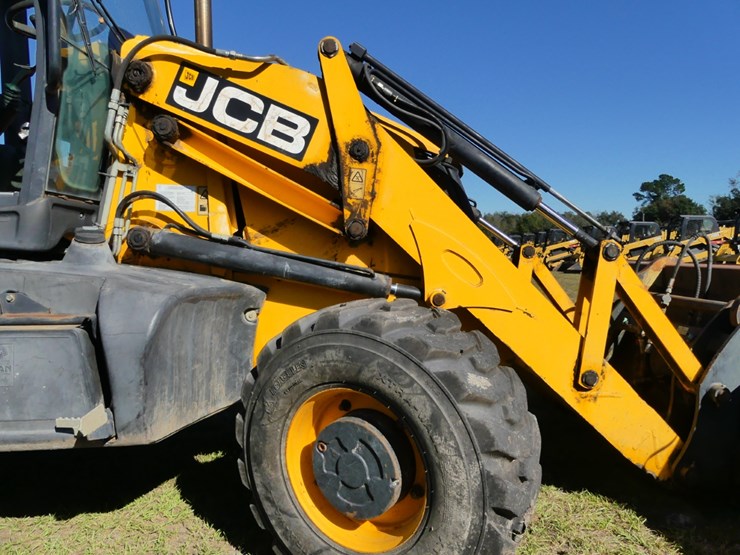 jcb-3cx-image-11