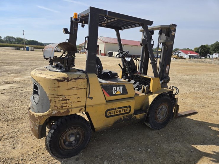 #5832-•-cat-gp40k2-fork-lift-image-11