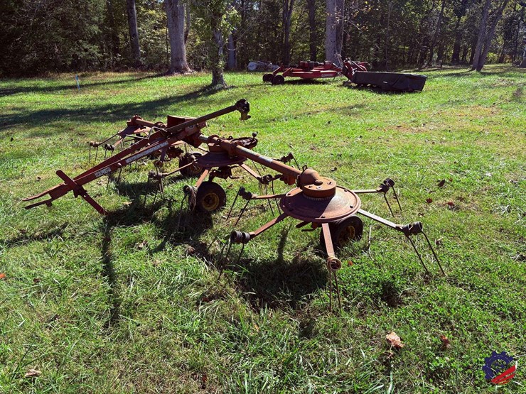 new-holland-nh163-4-basket-hay-tedder-image-3