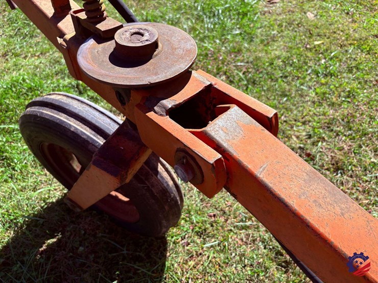 enoagricola-rossi-rt7-9-9-wheel-hay-rake-image-7
