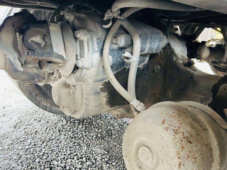 1999-freightliner-tri-axle-dump-truck-image-56