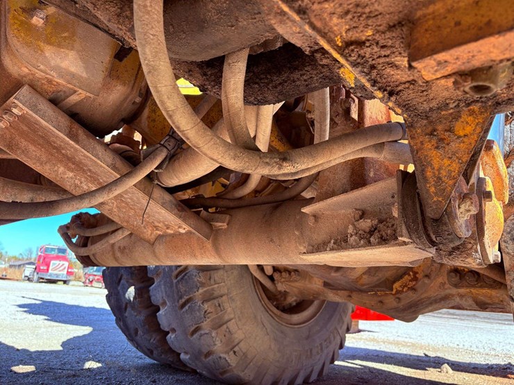 1981-caterpillar-773b-image-34