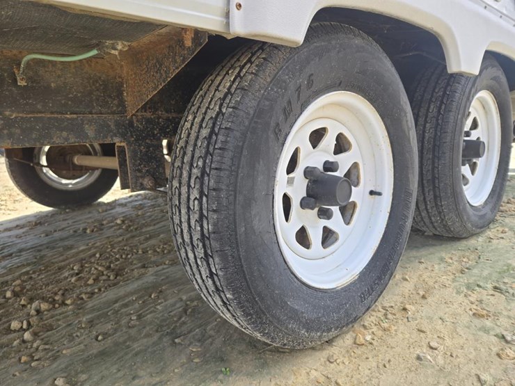 #5820-•-1997-coachmen-catalina-5th-wheel-camper-image-6