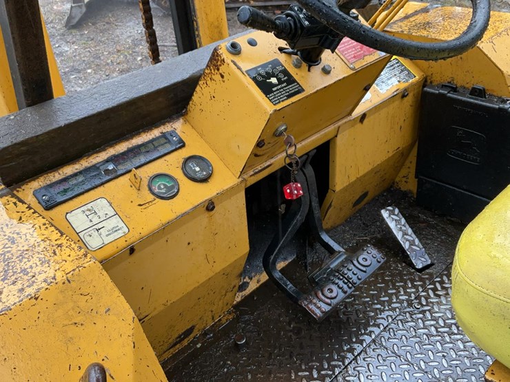 2001-deere-486e-image-10