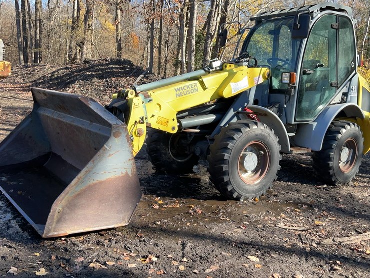 2011-wacker-neuson-750t-image-1