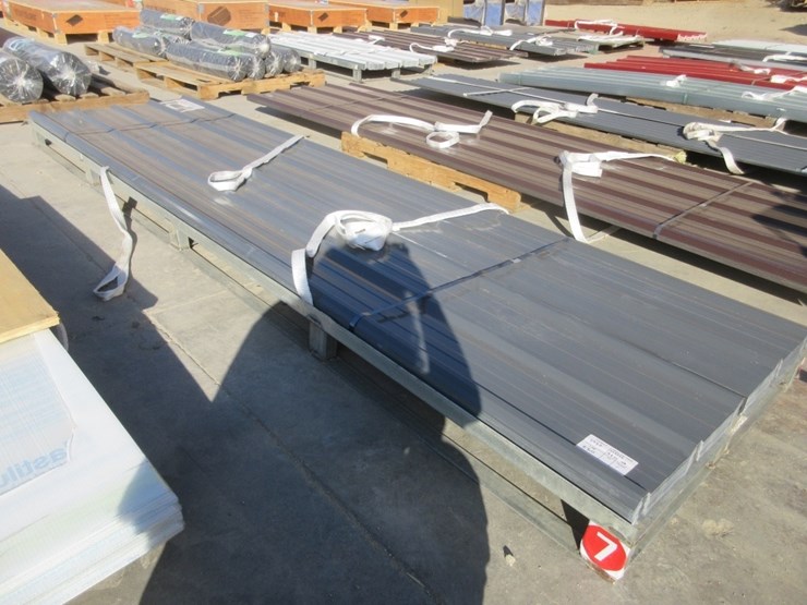 new-unused-3'-x-12'-metal-roof-panels,-image-2