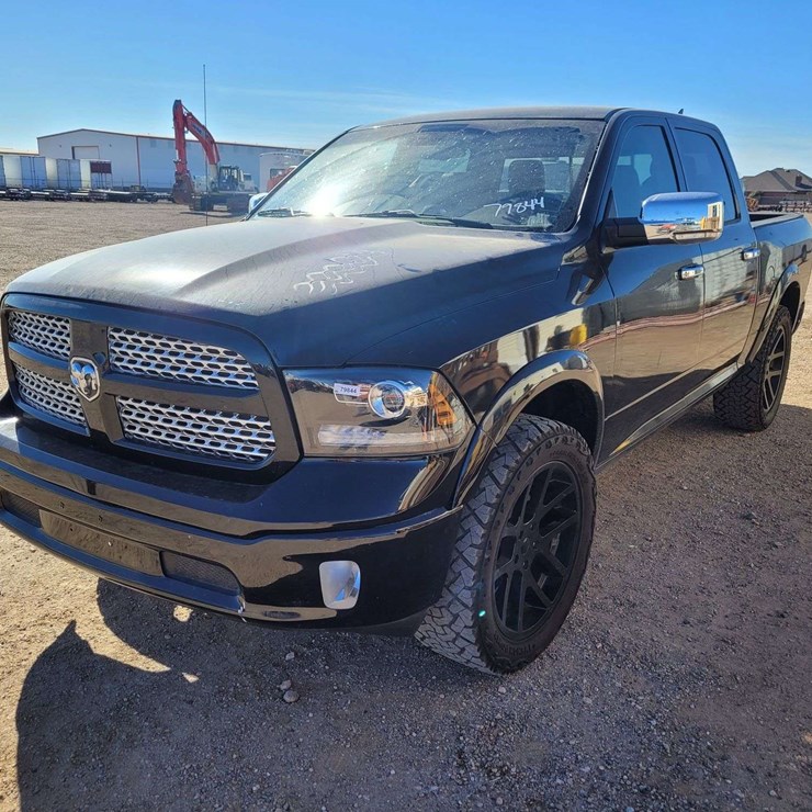 2016 RAM 1500 LARAMIE