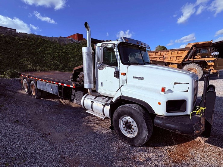 2007-international-paystar-5600i-image-82