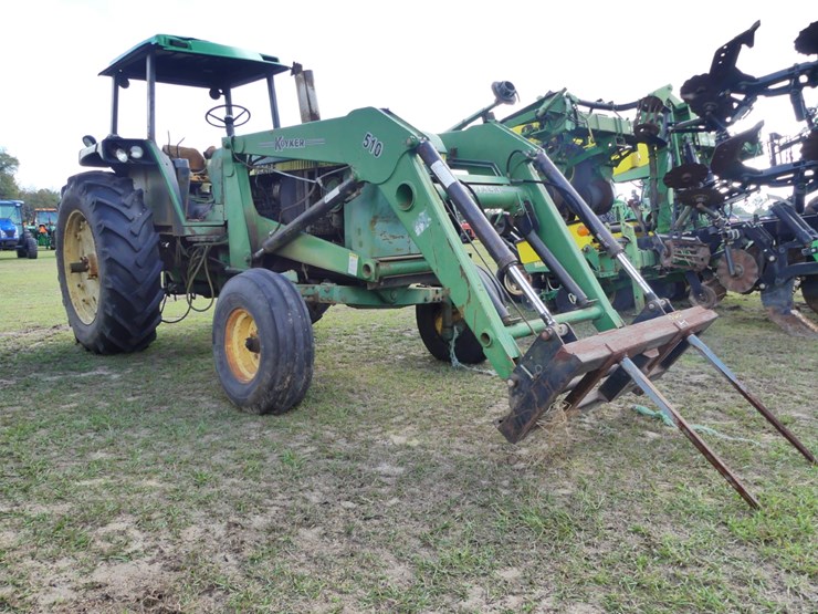 john-deere-4240-image-2